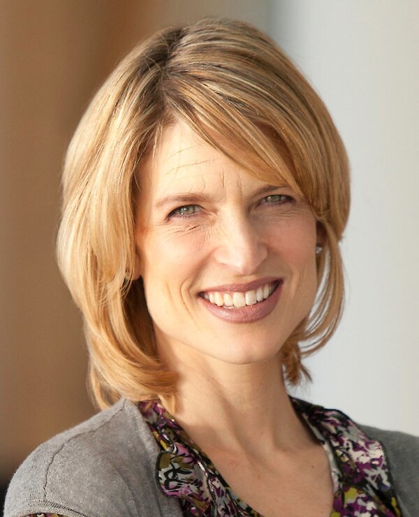 Michelle Segar - Behavior Change Coach | Author of No Sweat and The Joy Choice